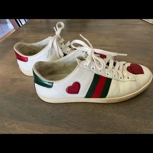 Gucci Ace Heart Leather Sneakers
